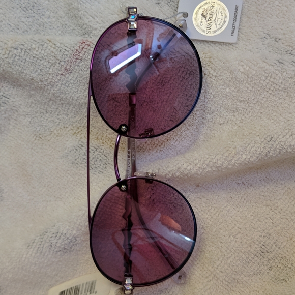 💥⭐✨🌻NWT Beautiful Authentic Swarovski Sunglasses - Picture 2 of 4